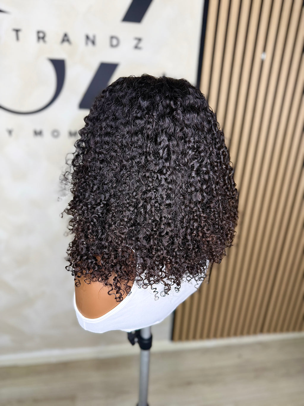 Sia 6*6 HD Lace Closure Wig 18''