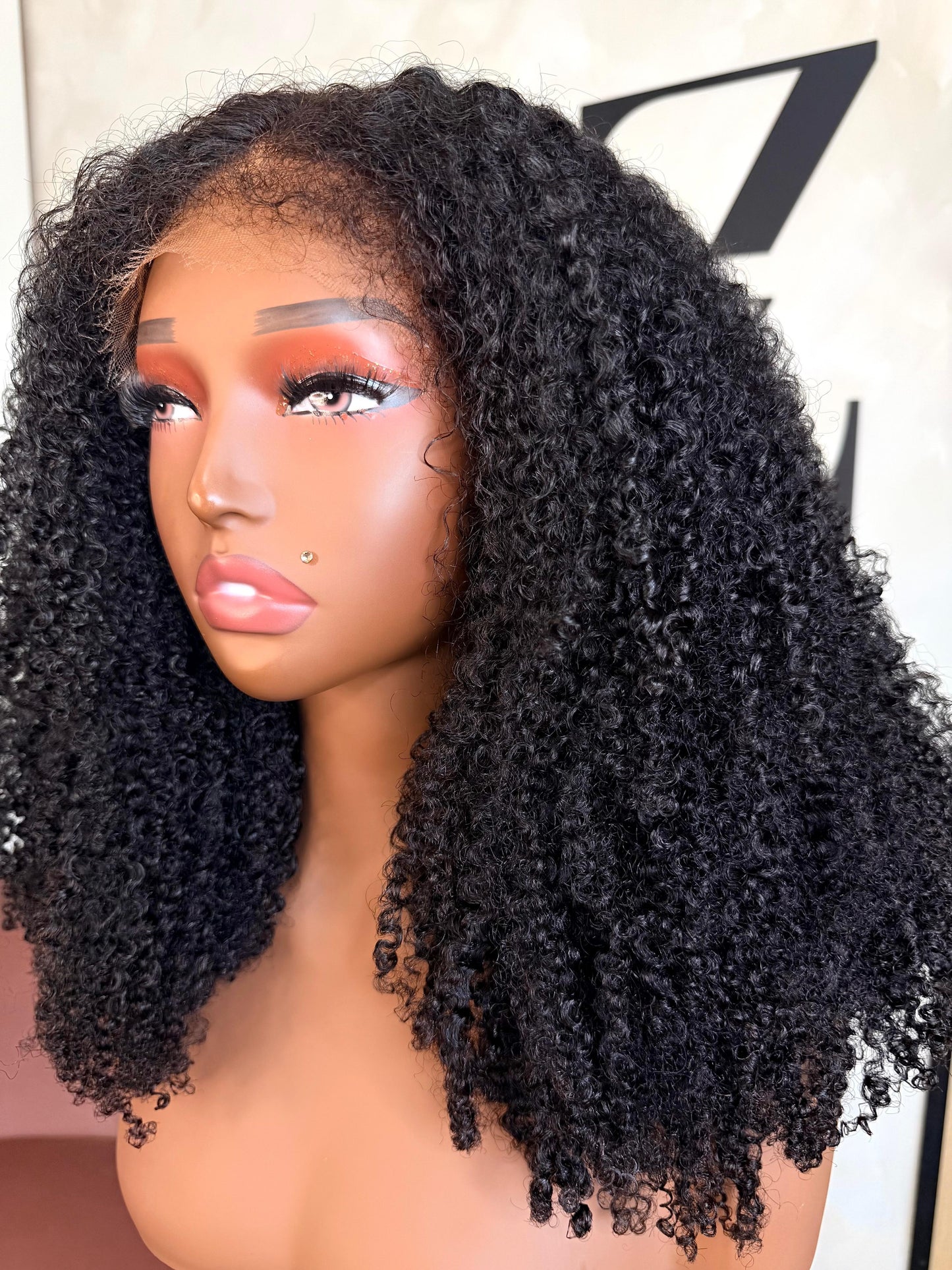Sia 6*6 HD Lace 20”