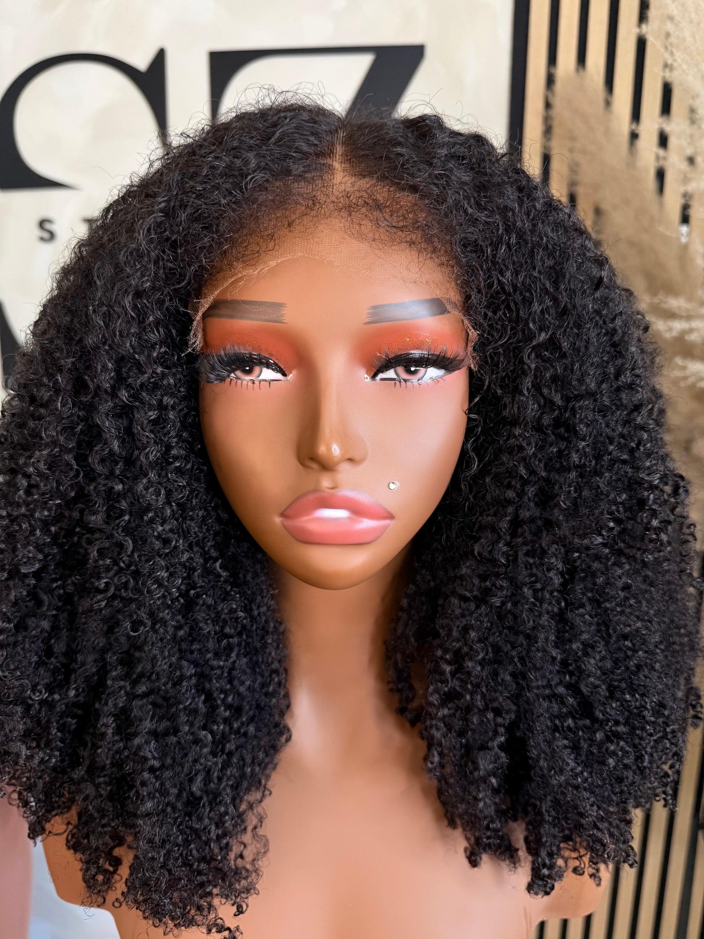 Sia 6*6 HD Lace 20”